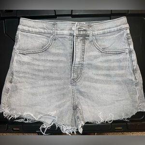 Express Super high waisted mom short